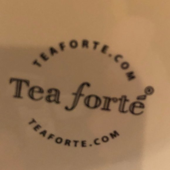 Ceramic Tea Pot with Tea Infuser - Picture 8 of 8